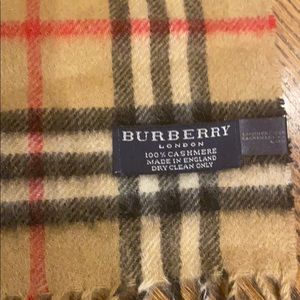 Burberry cashmere scarf